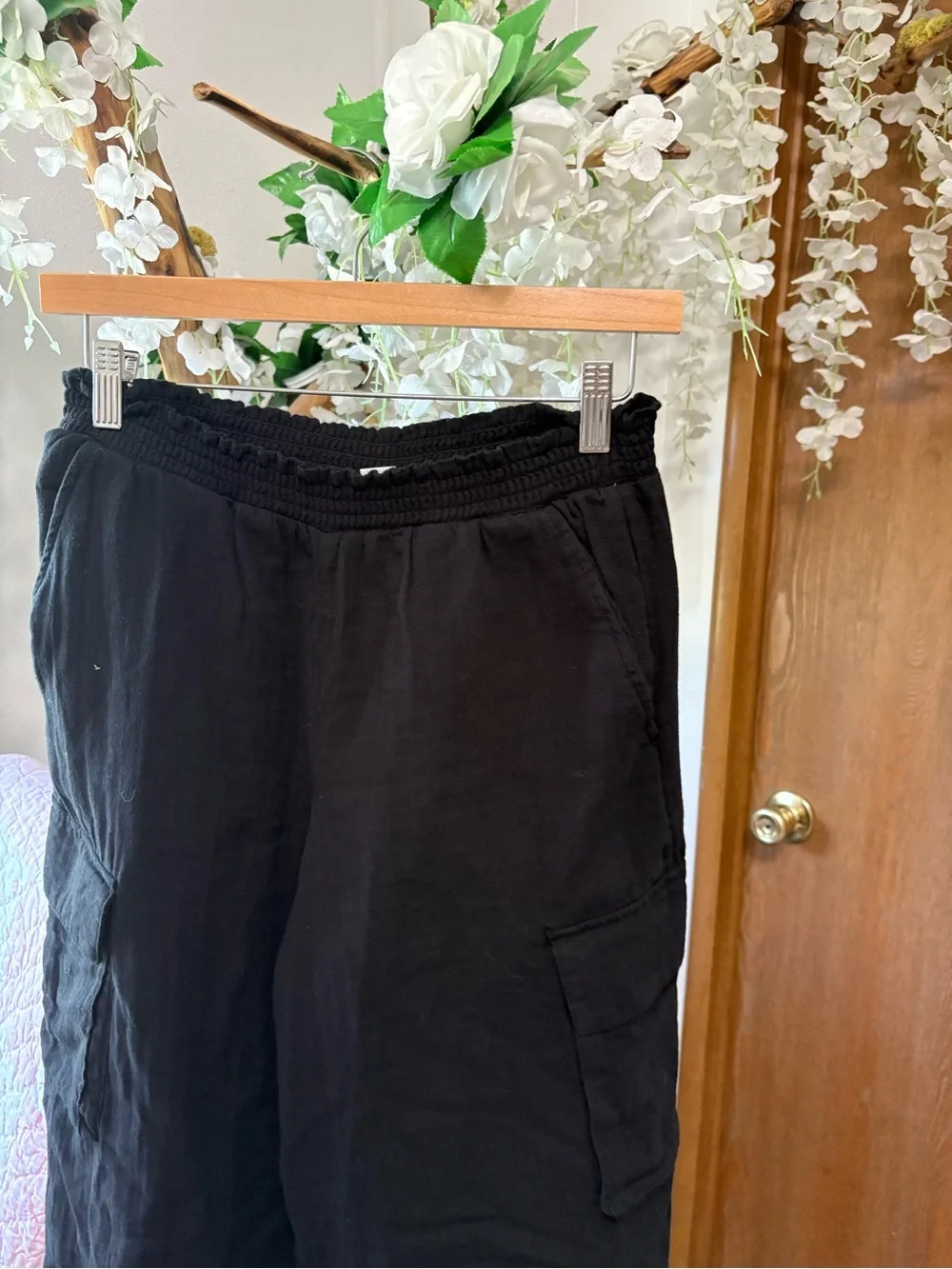Old Navy Black Wide-Leg Cargo Pants